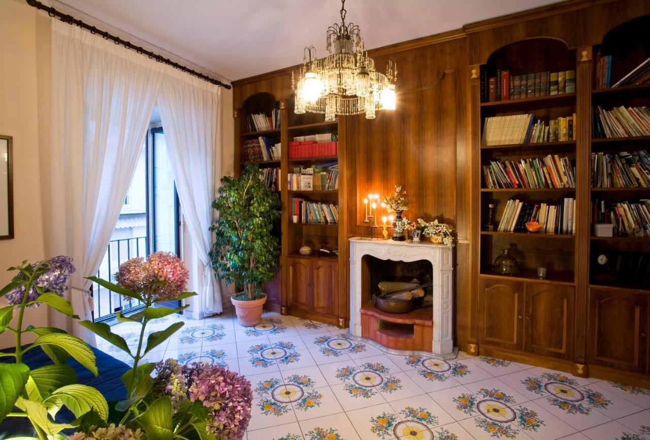 Don Valerio Sorrento Lägenhet Exteriör bild