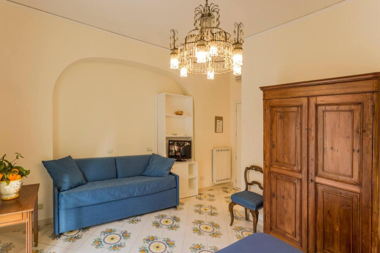 Don Valerio Sorrento Lägenhet Exteriör bild