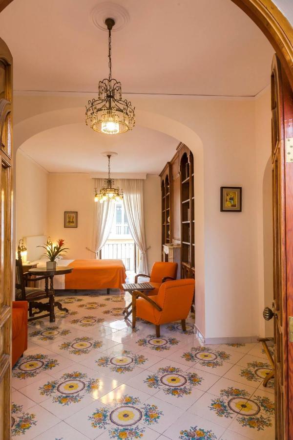 Don Valerio Sorrento Lägenhet Exteriör bild
