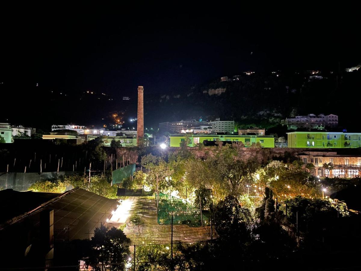 Don Valerio Sorrento Lägenhet Exteriör bild